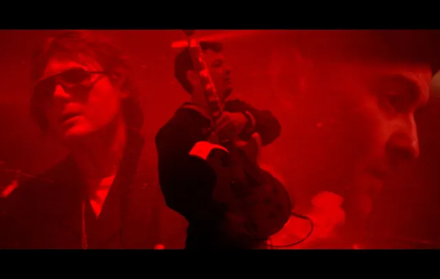 Manic Street Preachers tell us about their “vicious” ‘The Holy Bible’ live album and film
