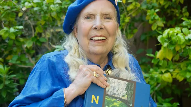 ‘I’m a Proud Canerican Like Neil Young’: Joni Mitchell on U.S. Citizenship, New Book of Paintings